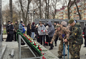 Митинг, посвященный Дню Героев Отечества 